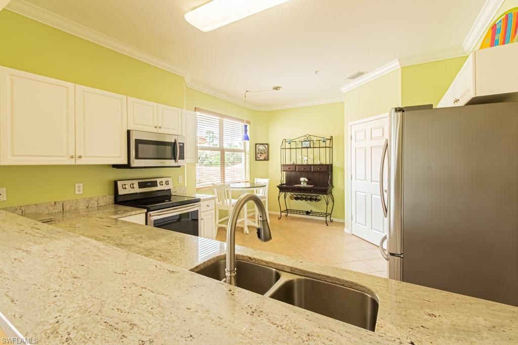 3977 Bishopwood Ct E, Unit 206, Naples, FL 34114 Photo