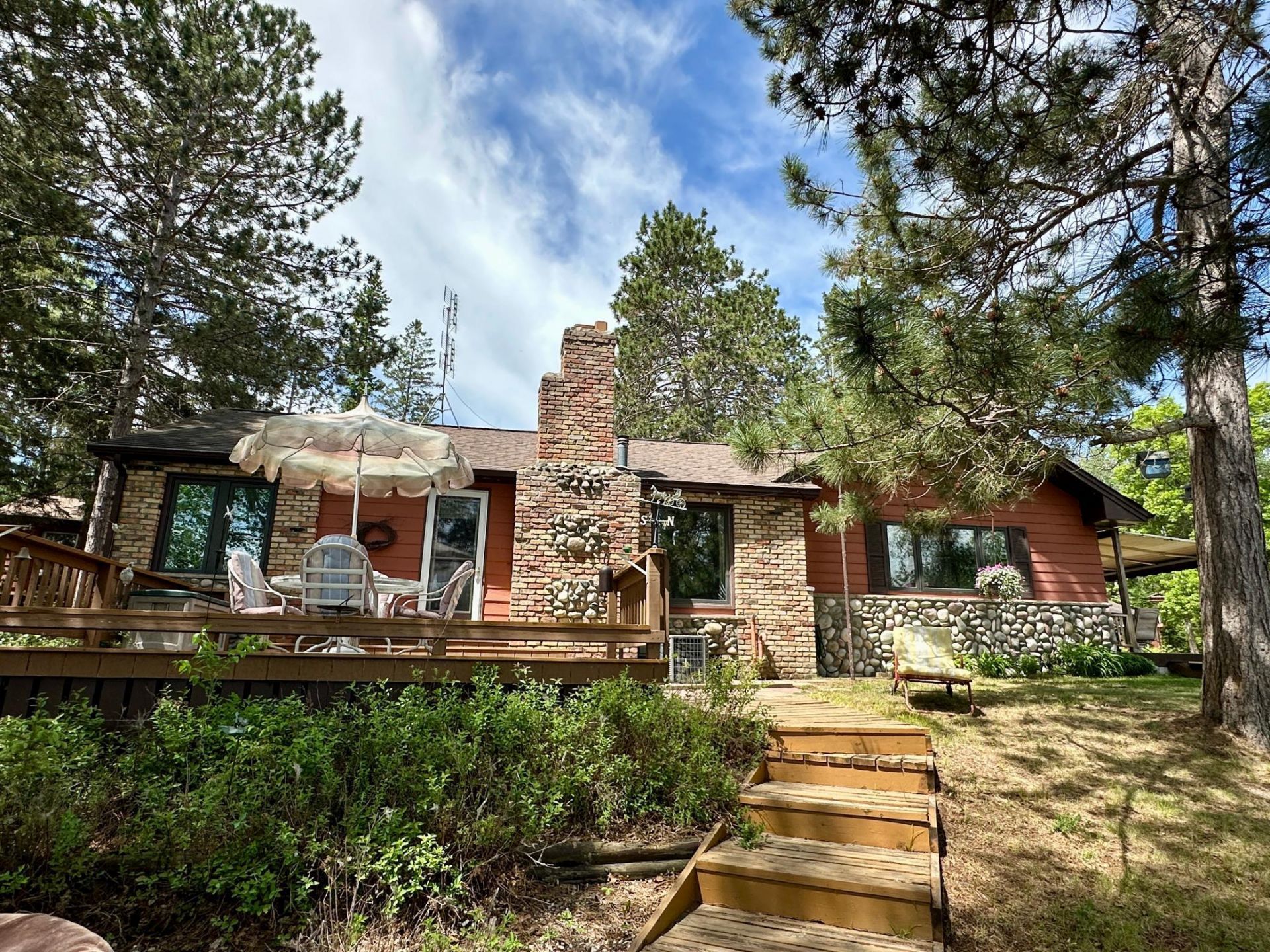 1076 Rainy Lake Road NW, Backus, MN 56435