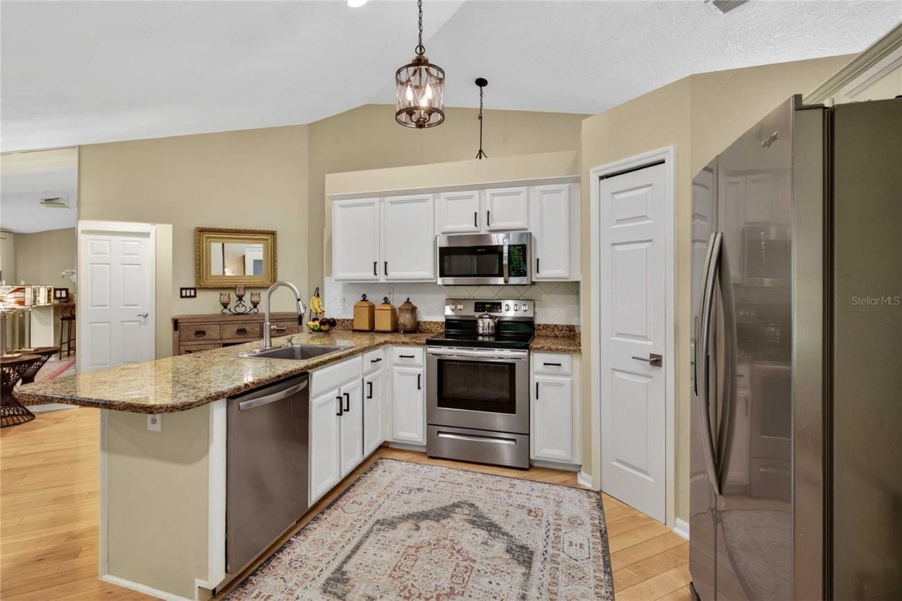 22733 Stallion Drive , Sorrento, FL 32776 Photo