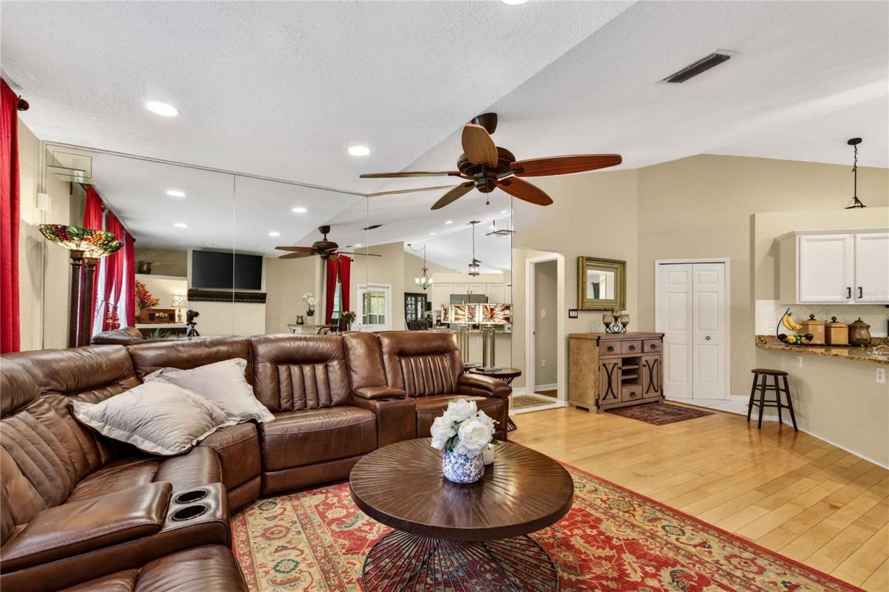 22733 Stallion Drive , Sorrento, FL 32776 Photo