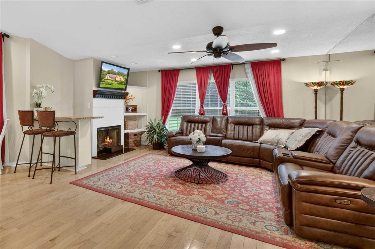 22733 Stallion Drive , Sorrento, FL 32776 Photo