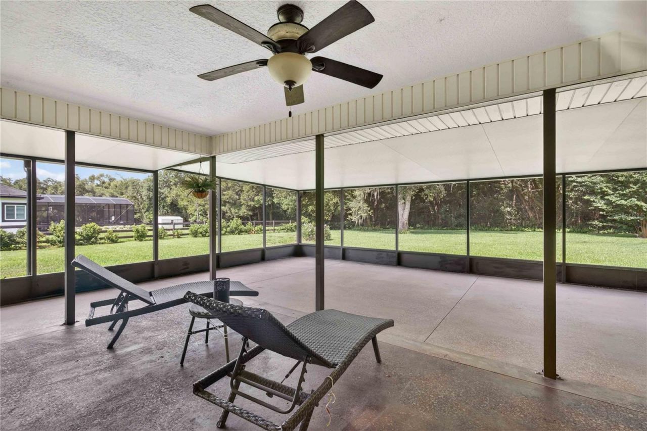 22733 Stallion Drive , Sorrento, FL 32776 Photo