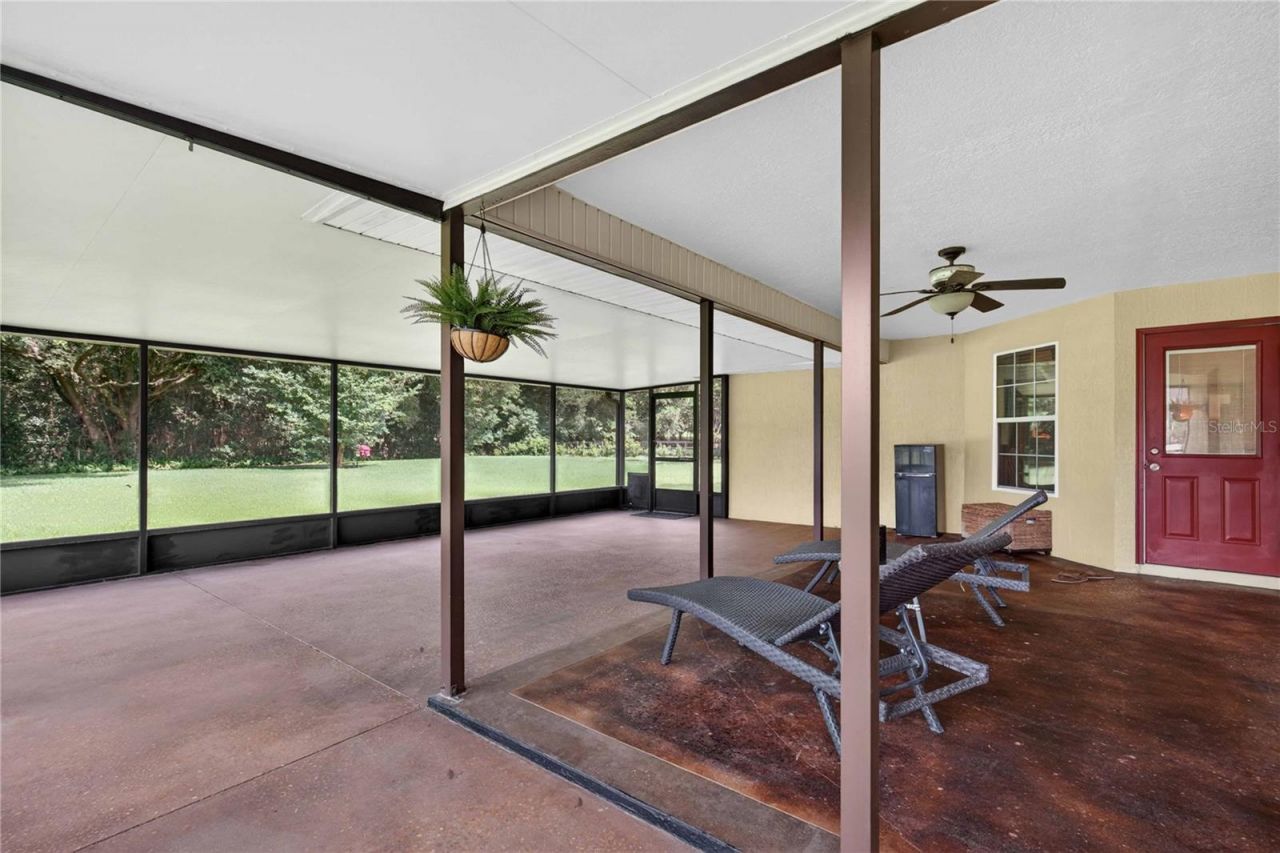 22733 Stallion Drive , Sorrento, FL 32776 Photo