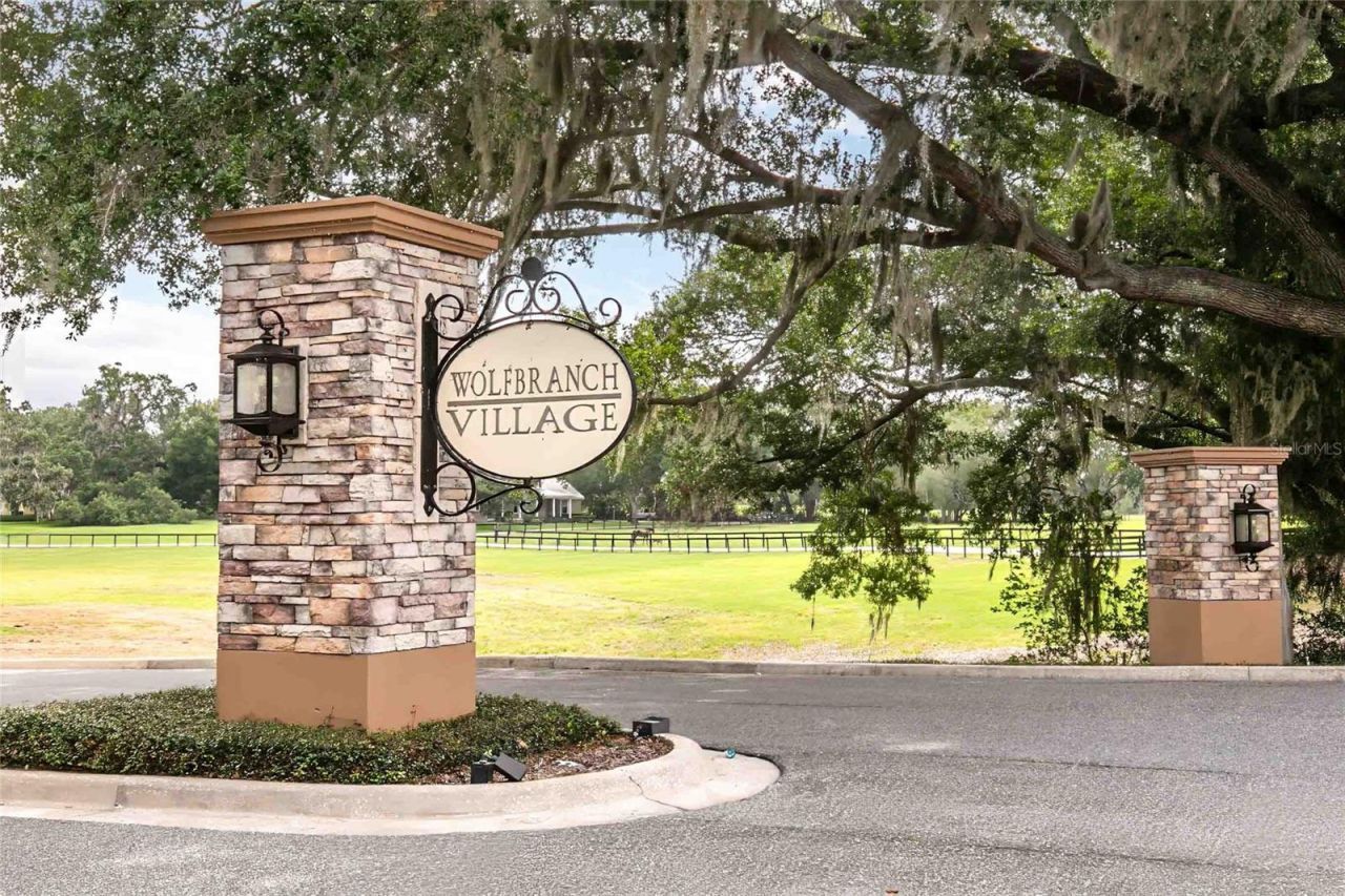 22733 Stallion Drive , Sorrento, FL 32776 Photo