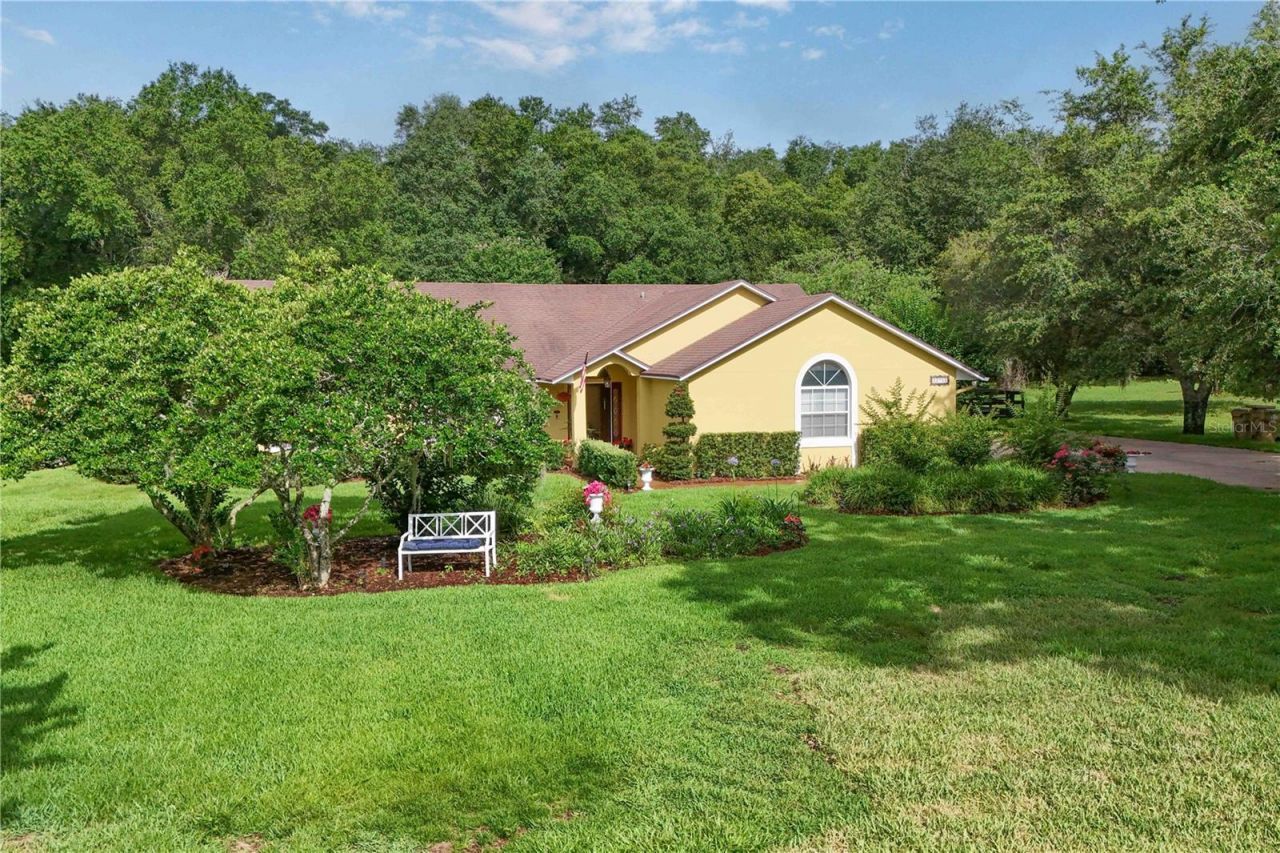22733 Stallion Drive , Sorrento, FL 32776 Photo