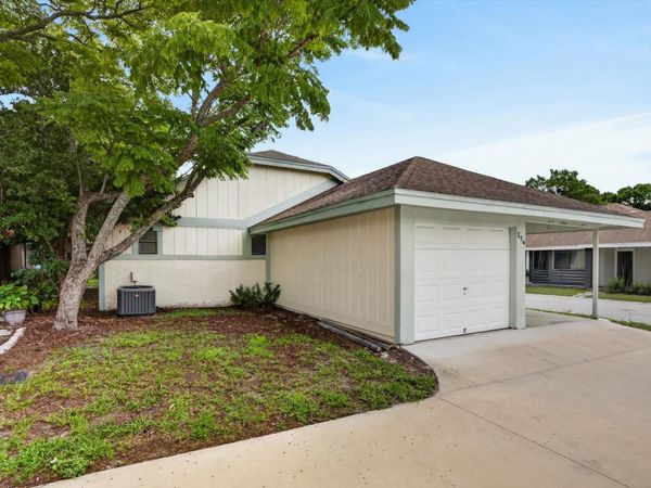 724 LAKESIDE DRIVE, WINTER SPRINGS, FL 32708