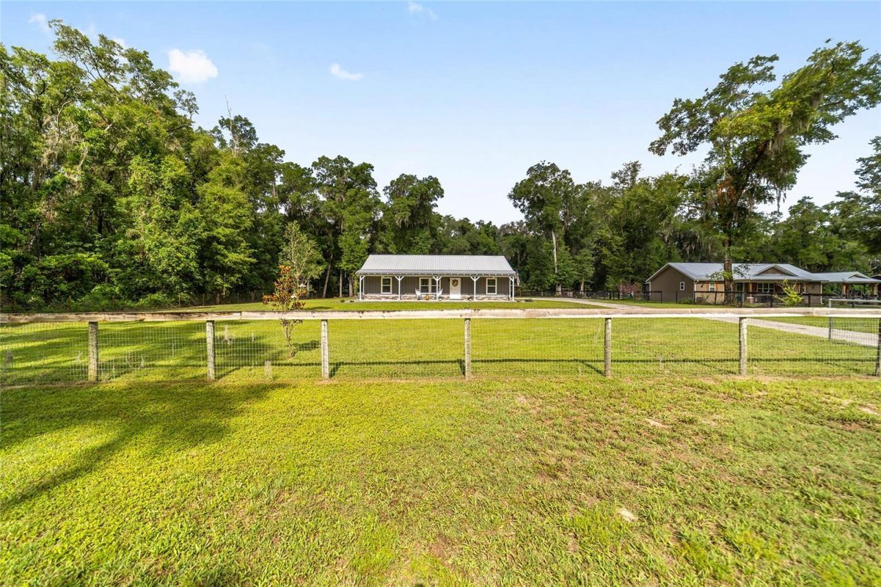 14366 NE 42nd Terrace, Anthony, FL 32617 Photo