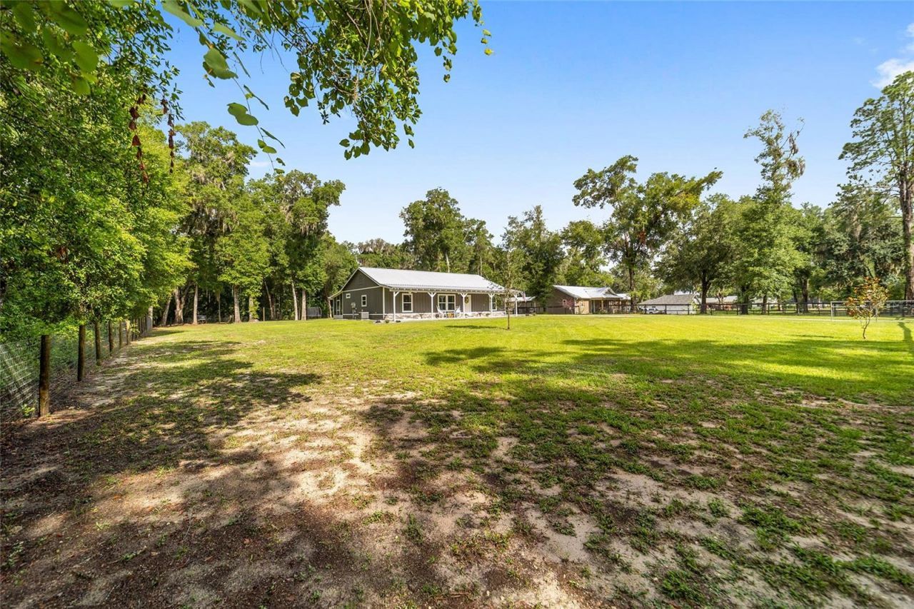 14366 NE 42nd Terrace, Anthony, FL 32617 Photo