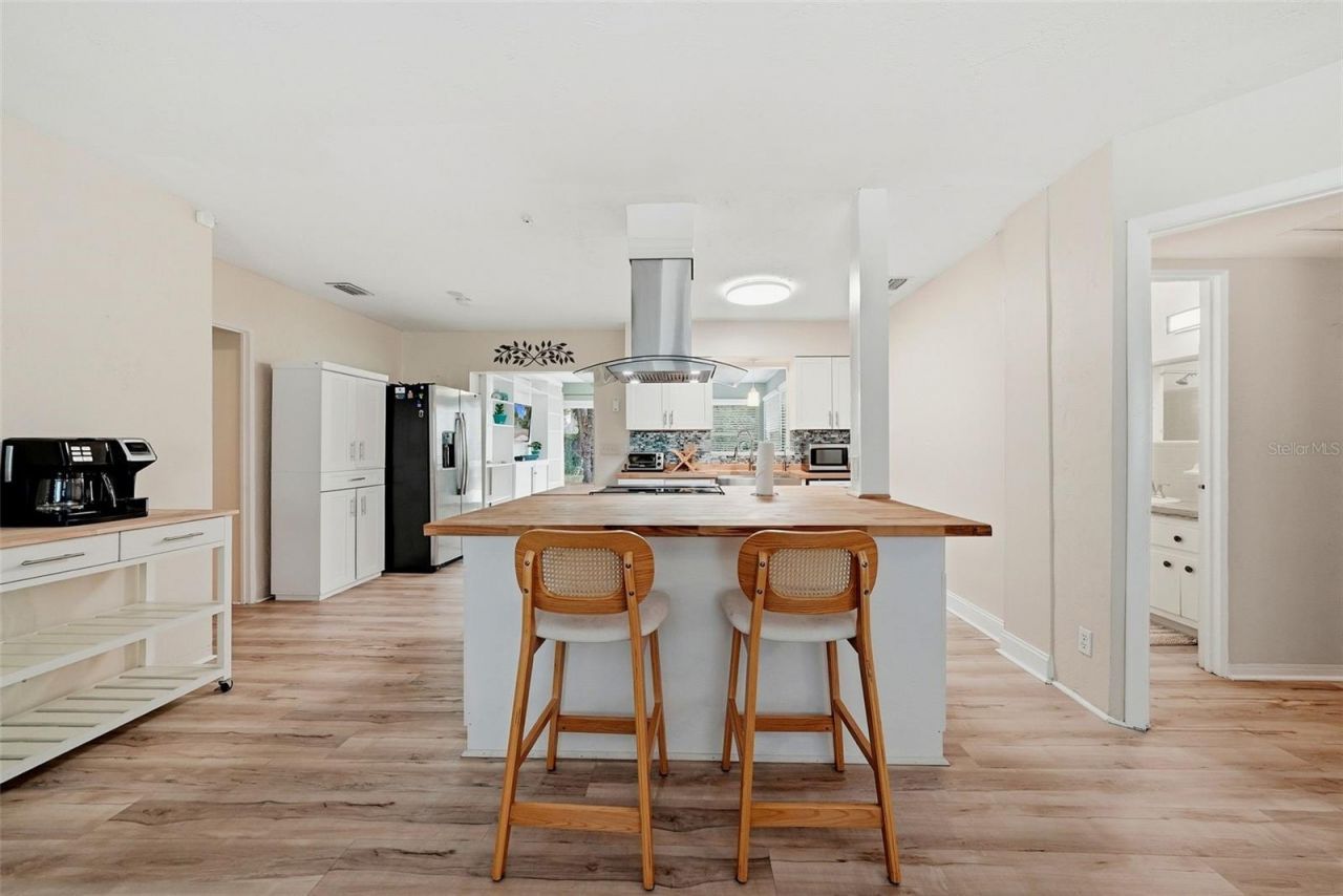 2489 58th Street N, Saint Petersburg, FL 33710 Photo