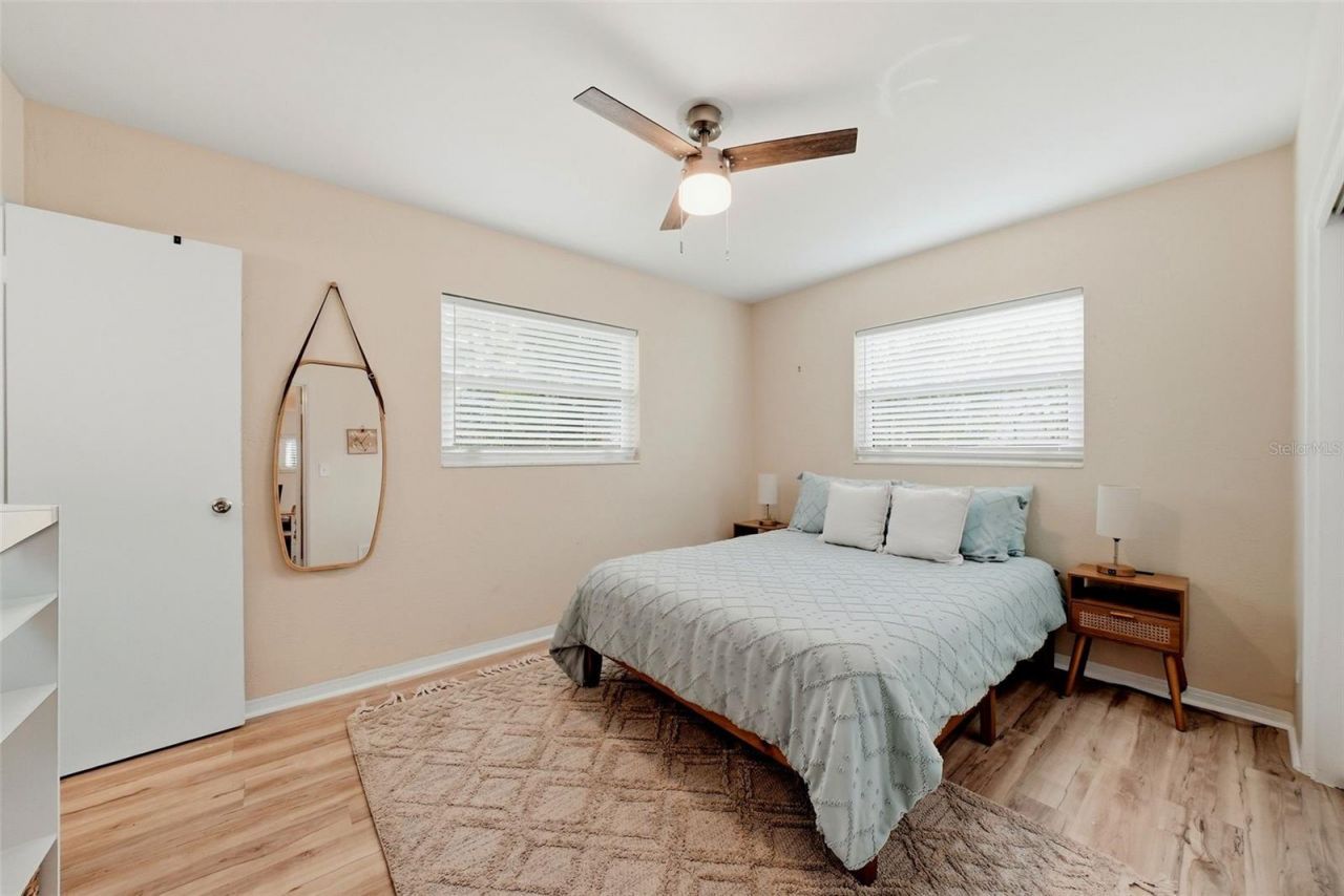 2489 58th Street N, Saint Petersburg, FL 33710 Photo