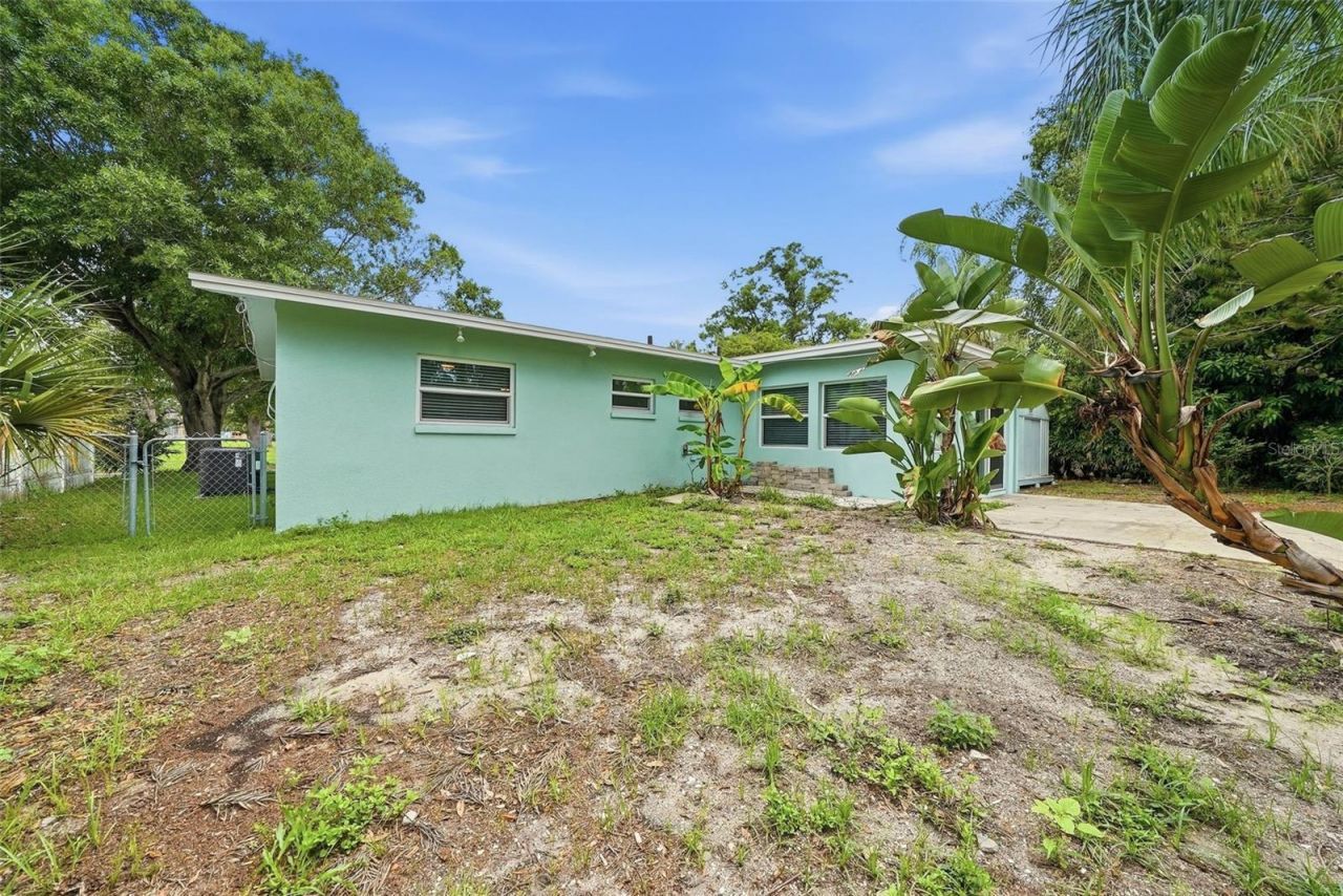 2489 58th Street N, Saint Petersburg, FL 33710 Photo