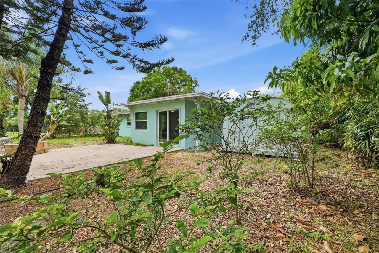 2489 58th Street N, Saint Petersburg, FL 33710 Photo