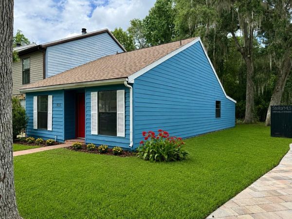 935 VILLAGE DRIVE , BROOKSVILLE, FL 34601