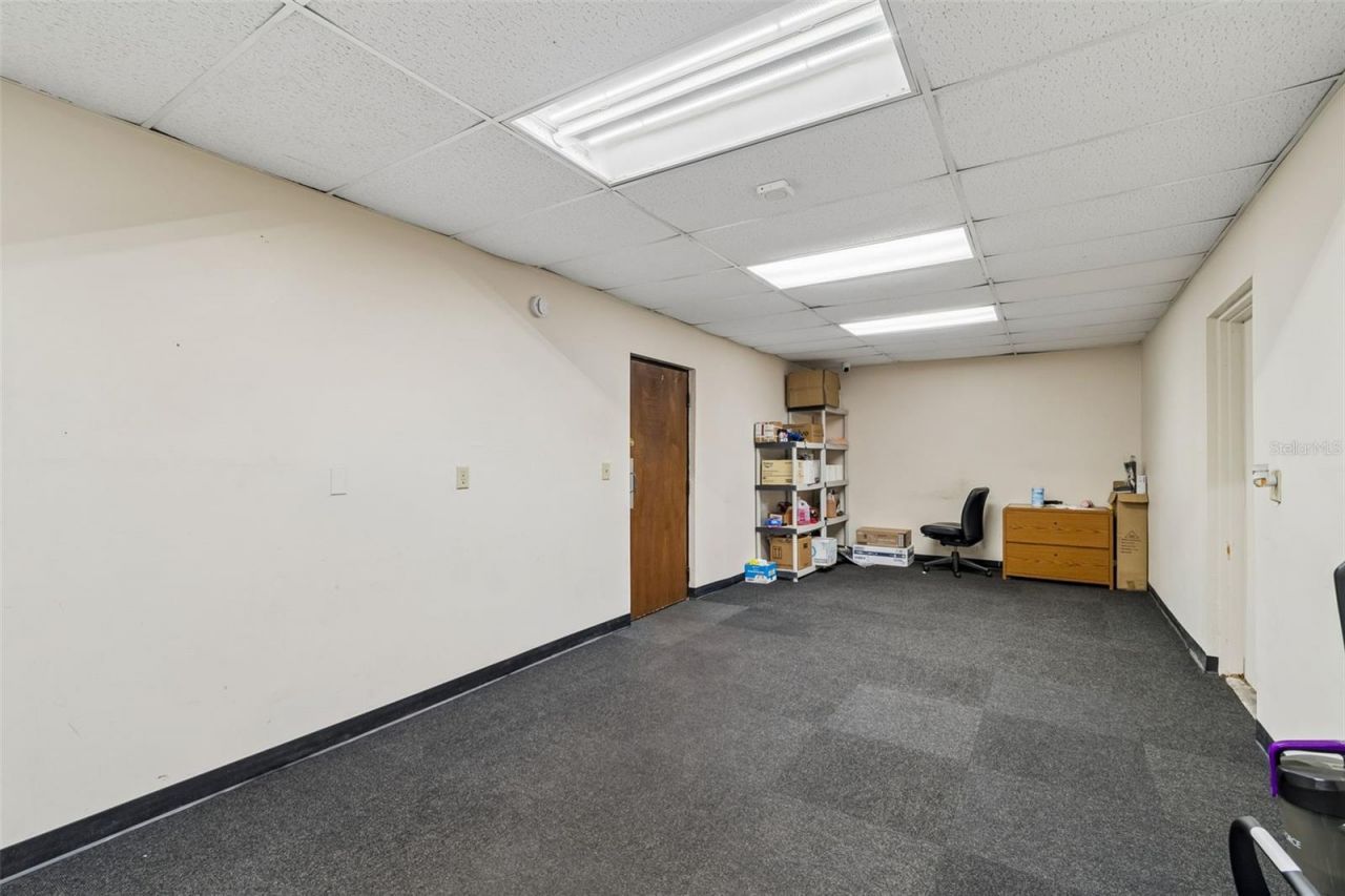 4901 E Busch Boulevard , Tampa, FL 33617 Photo