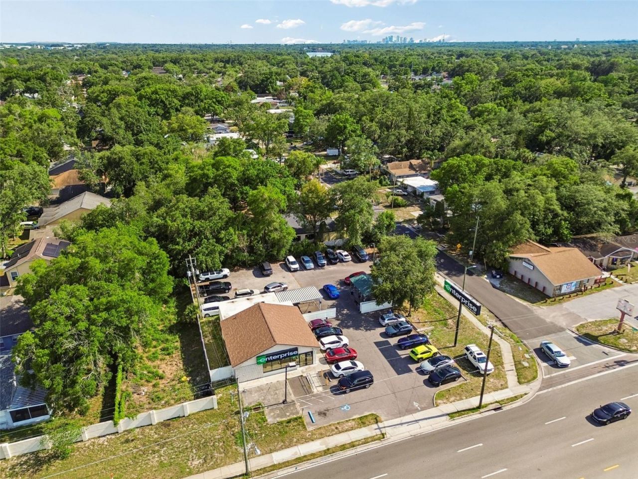 4901 E Busch Boulevard , Tampa, FL 33617 Photo
