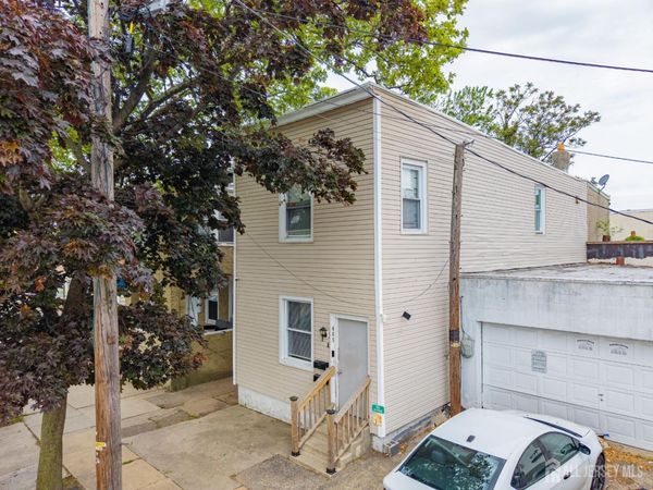 409 Ogden Place , Perth Amboy, NJ 08861