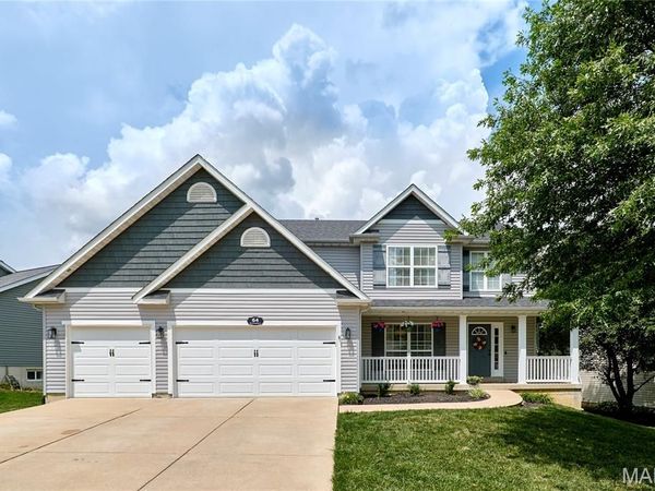 64 Old Chesapeake Drive, Wentzville, MO 63385