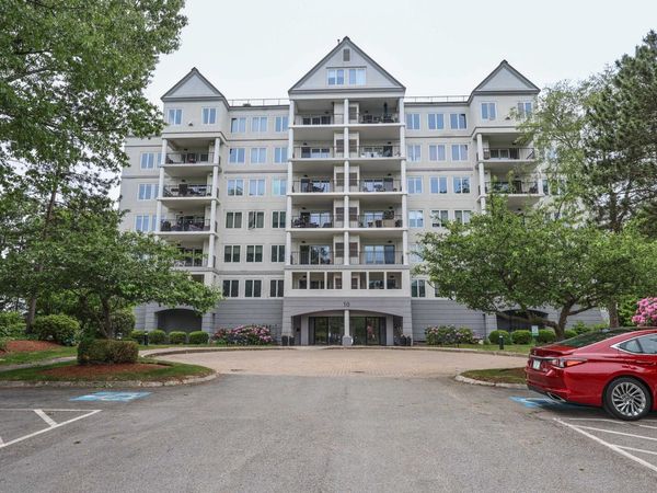 10 Mountain Laurels Drive, Unit 408, Nashua, NH 03062