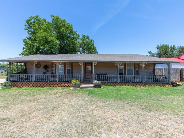 1132 Westover Drive, Anson, TX 79501