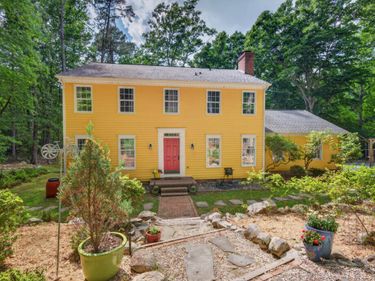 103 Wolfs Trail, Chapel Hill, NC 27516