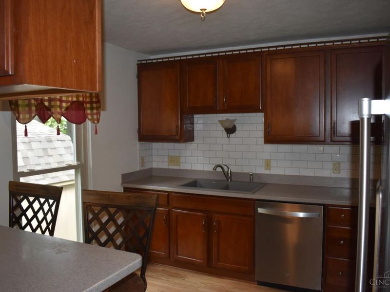 5803 Mt Vernon Drive, Miami Twp, OH 45150 Photo 10
