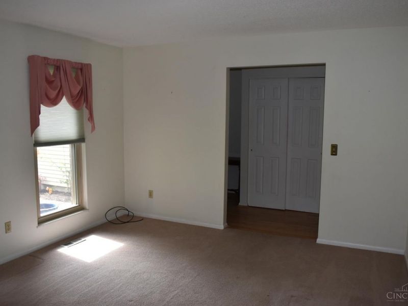 5803 Mt Vernon Drive, Miami Twp, OH 45150 Photo 18