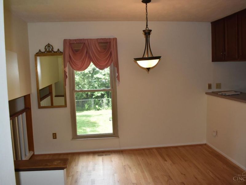 5803 Mt Vernon Drive, Miami Twp, OH 45150 Photo 7