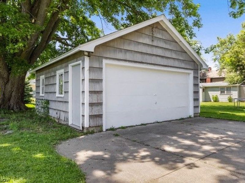 147 High Street, Bellevue, OH 44811 Photo 18