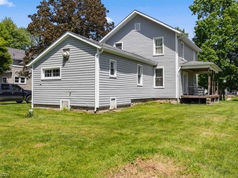 147 High Street, Bellevue, OH 44811 Photo 3