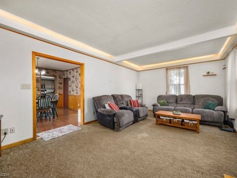 147 High Street, Bellevue, OH 44811 Photo 5