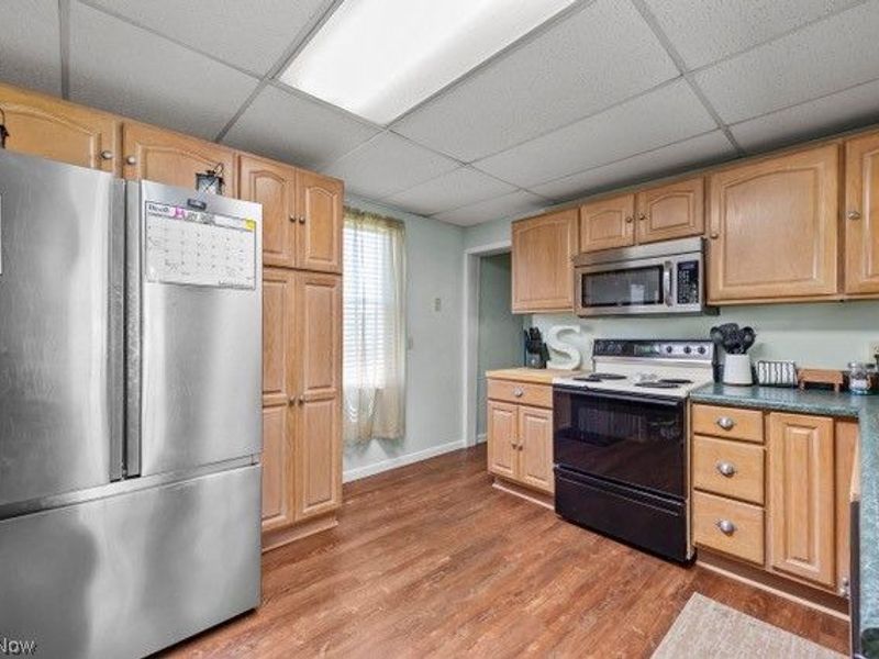 147 High Street, Bellevue, OH 44811 Photo 6