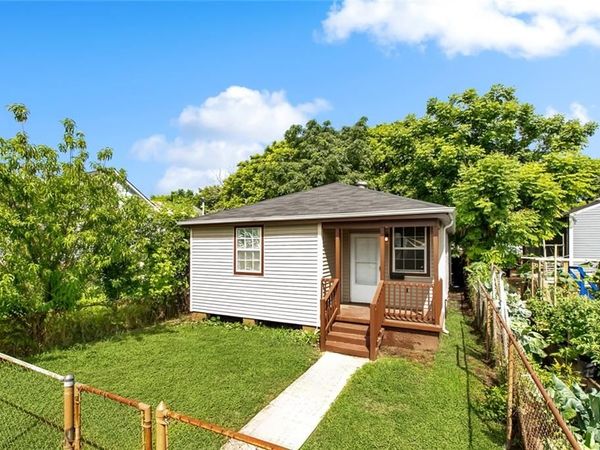 811 TRICOU Street , New Orleans, LA 70117