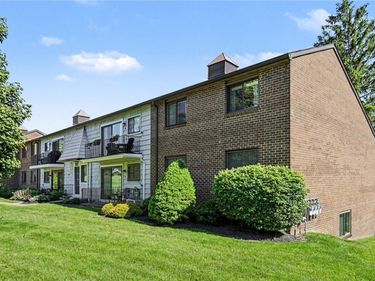 1 High Gate , Unit 8, Fairport, NY 14450