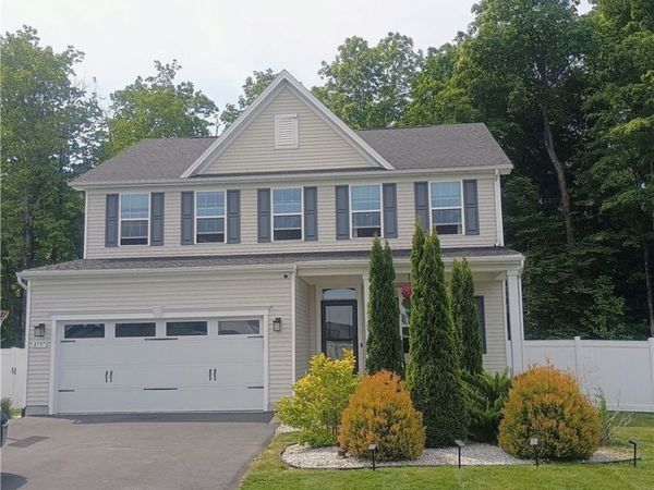 8597 Cobalt Drive, Cicero, NY 13039