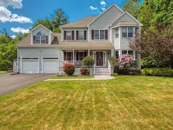 6 Mohawk Road, Raynham, MA 02767
