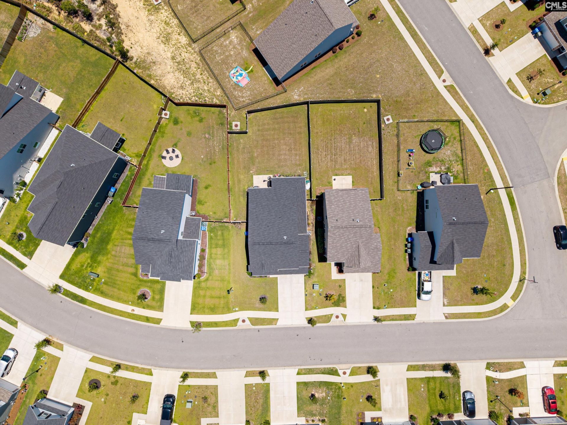 1061 Ashcroft Circle  Photo 4