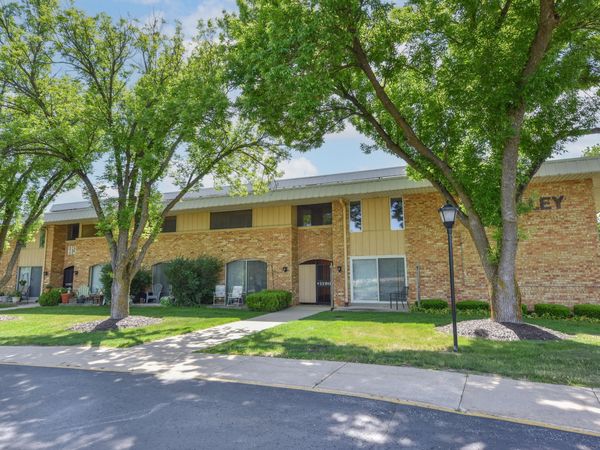 11907 W Appleton Ave, Unit 20, Milwaukee, WI 53224