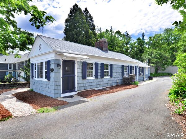 10 Toll House , West Hartford, CT 06117