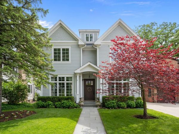 122 17th Street , Wilmette, IL 60091