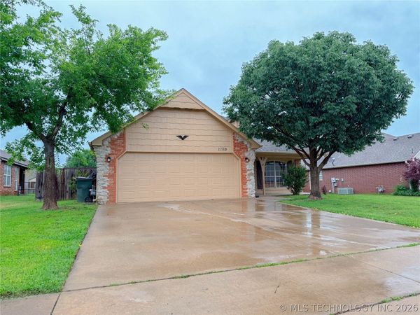 11519 E 118th Street North , Collinsville, OK 74021