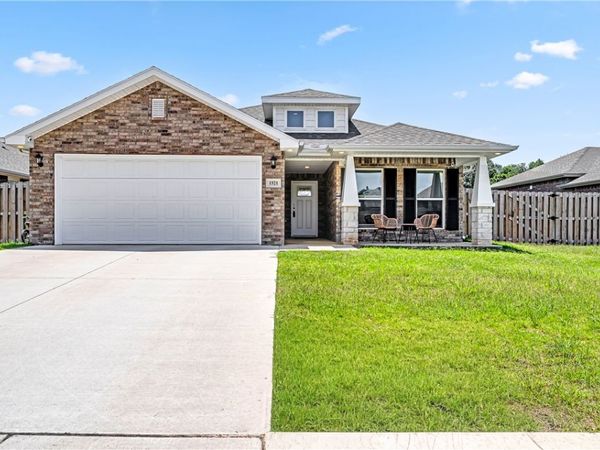 1521 Ari Avenue , Centerton, AR 72719