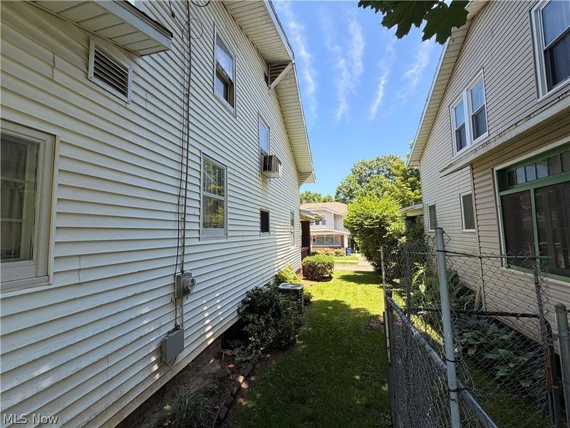 1018 Foster Avenue, Cambridge, OH 43725 Photo 4