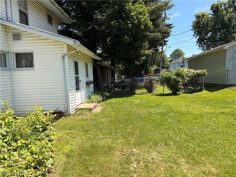 1018 Foster Avenue, Cambridge, OH 43725 Photo 6