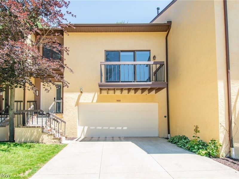 100 Silver Valley Boulevard, Unit C100, Munroe Falls, OH 44262 Photo 2