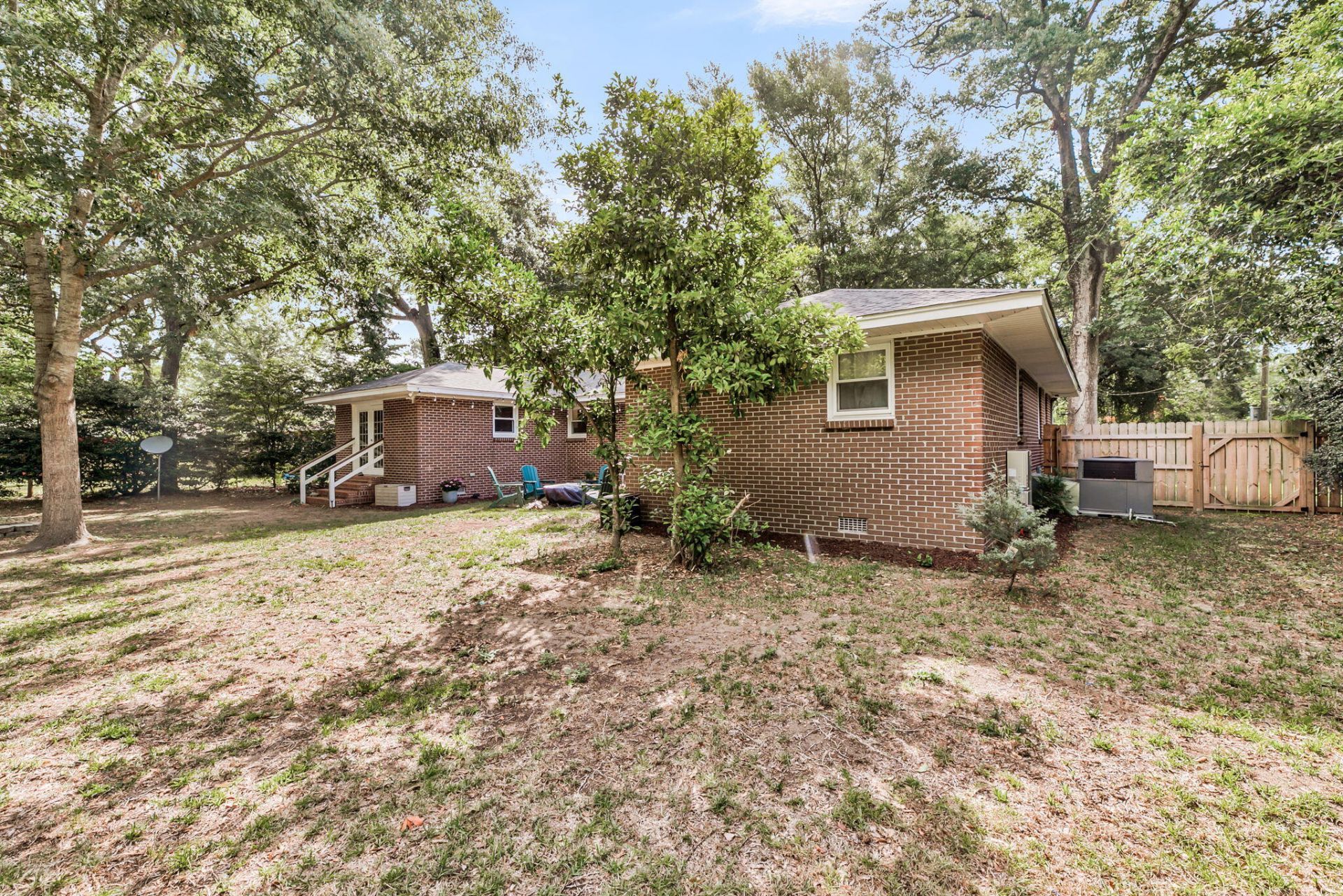 768 Fort Johnson Road Photo 34