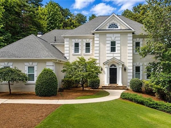 3610 Mansions Parkway, Berkeley Lake, GA 30096