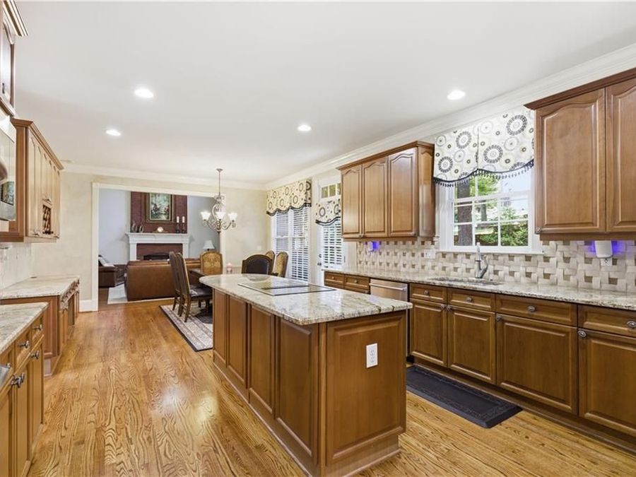 Property Image 9