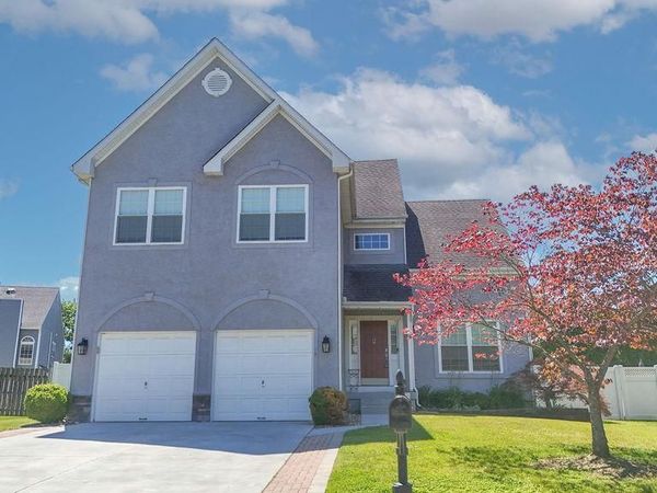 15 NOTTINGHAM WAY , MOUNT LAUREL, NJ 08054