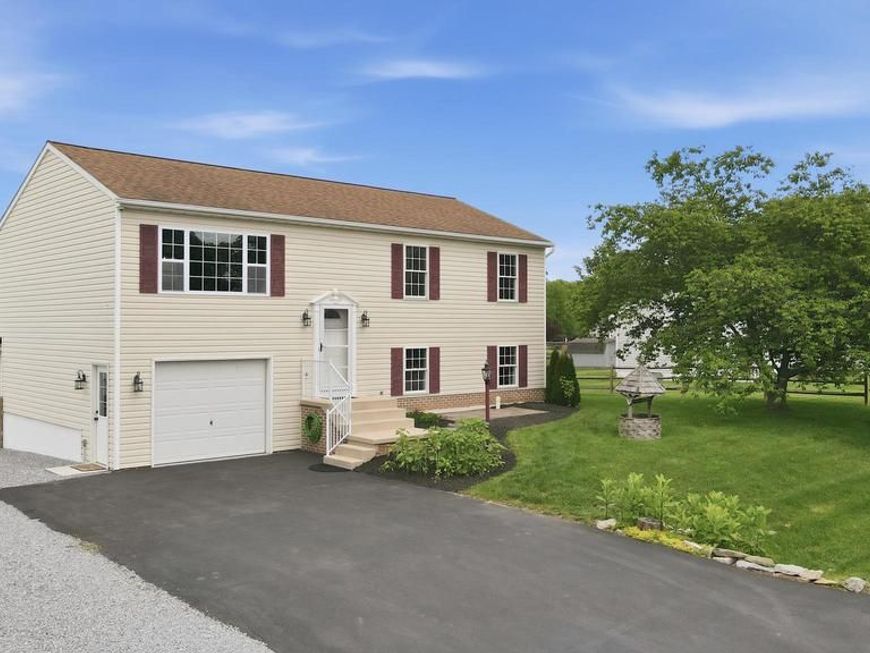 15932 Hibiscus Drive, Hagerstown, MD 21740 Main Photo