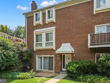 3824 PERSIMMON CIRCLE , FAIRFAX, VA 22031